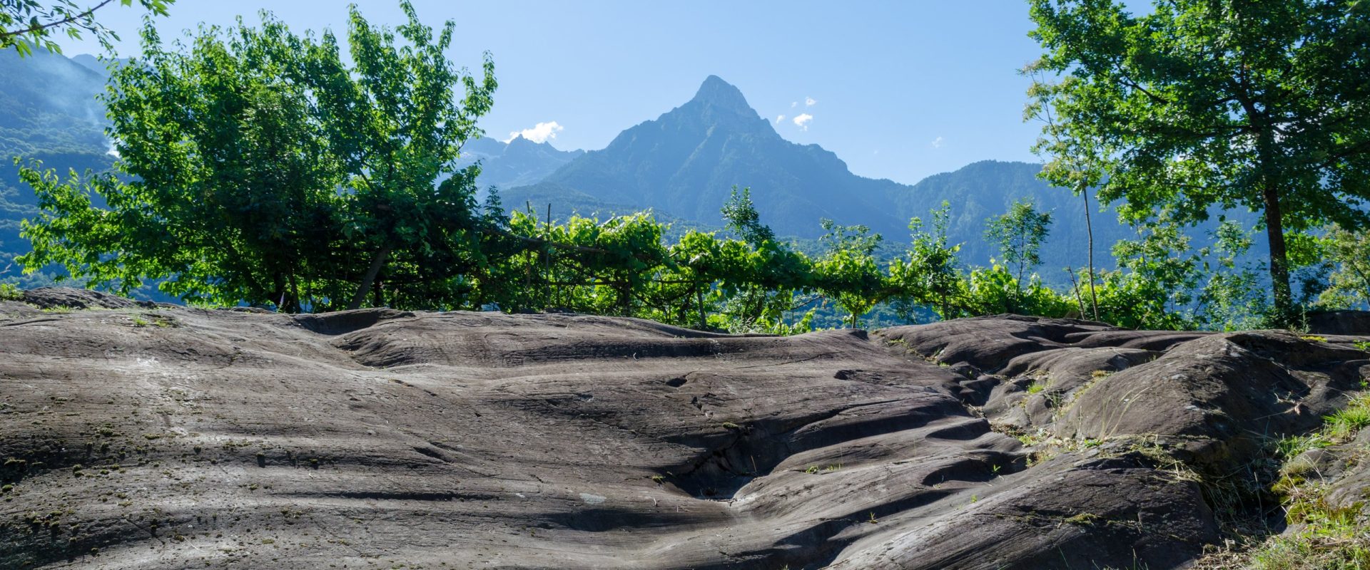 Capo di Ponte, Parco Seradina-Bedolina - Bedolina R. 7 - Paesaggio (ph Alberto Marretta)
